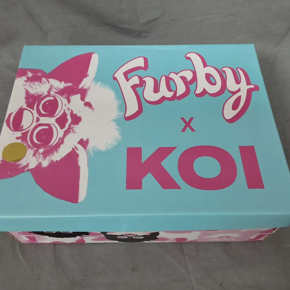 BOXED KOI FURBY TIRA CHURCH MOUSE EDITION SHOES - UK 6