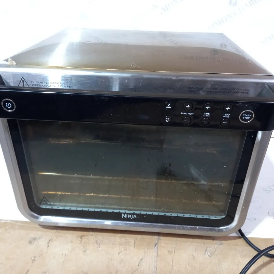 NINJA FOODI COUNTERTOP MULTIFUNCTION OVEN