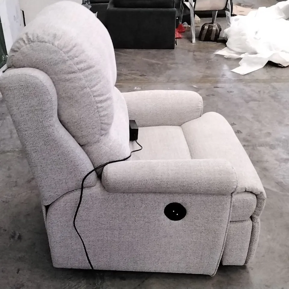 QUALITY BRITISH DESIGNER G PLAN MANUFACTURED NEWMARKET ELECTRIC RECLINER CHAIR - SPECKLE FAWN FABRIC 