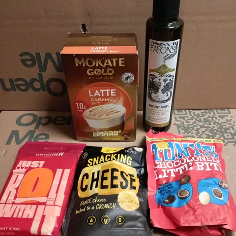 APPROXIMATELY 10 ASSORTED FOOD/DRINK PRODUCTS TO INCLUDE TONY'S CHCOLATE, FONDANT ICING, SNACKING CHEESE ETC 