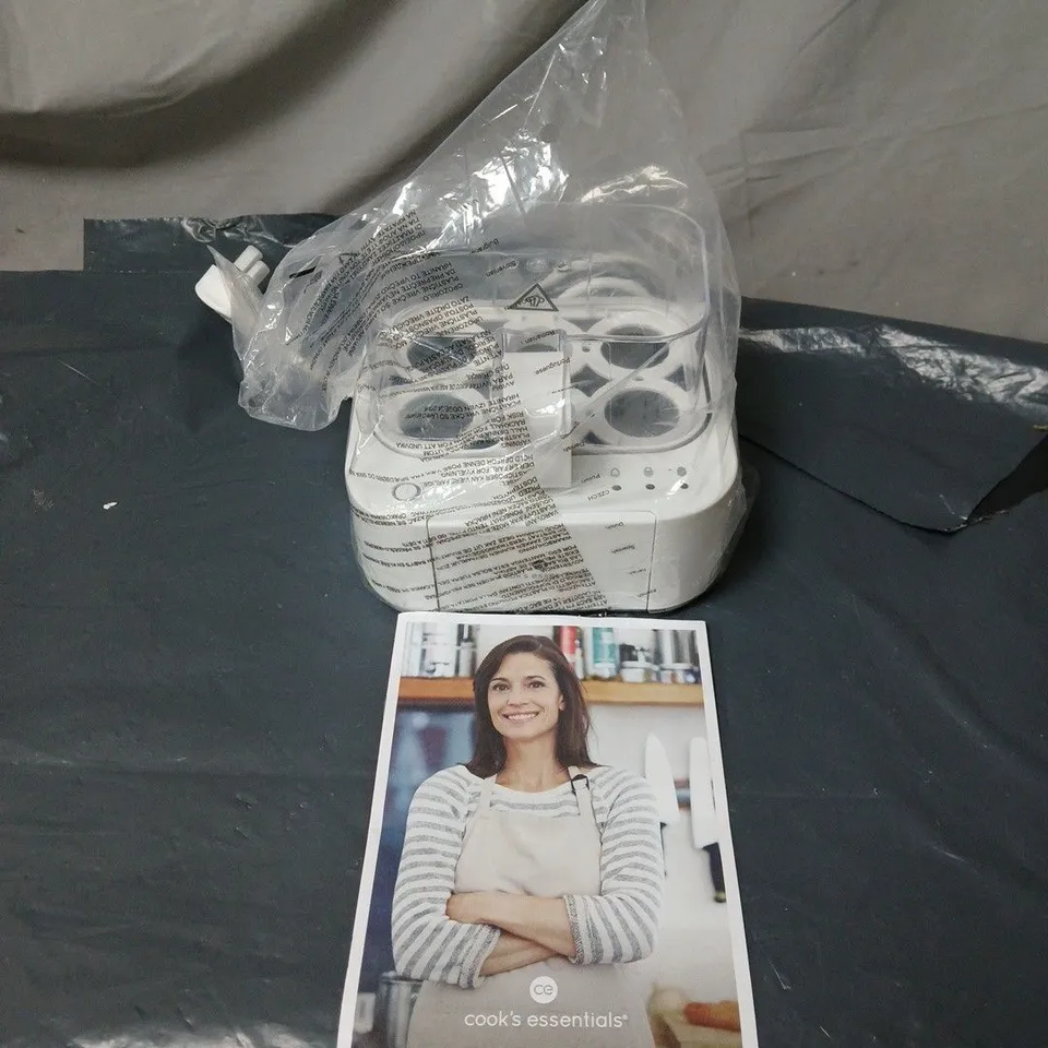 COOKS ESSENTIALS THE SMART TALKING EGG COOKER BOXED