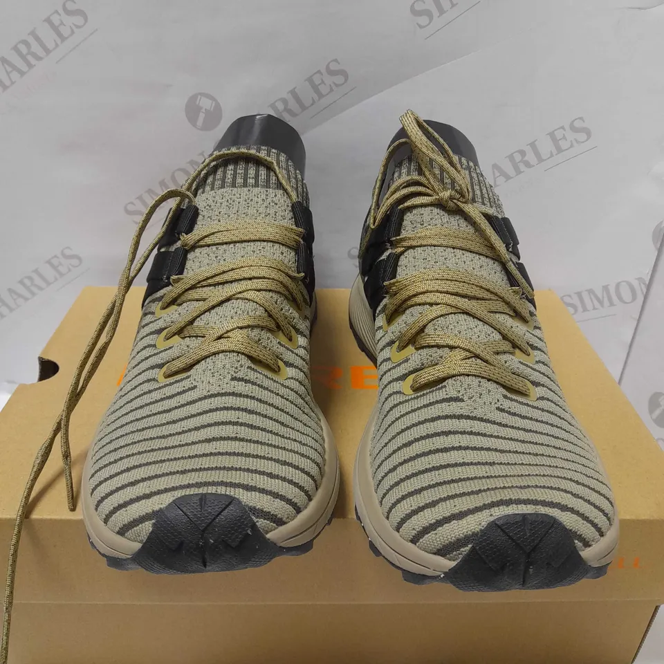 MERRELL EMBARK LACE UP TRAINERS, OLIVE - SIZE 10 