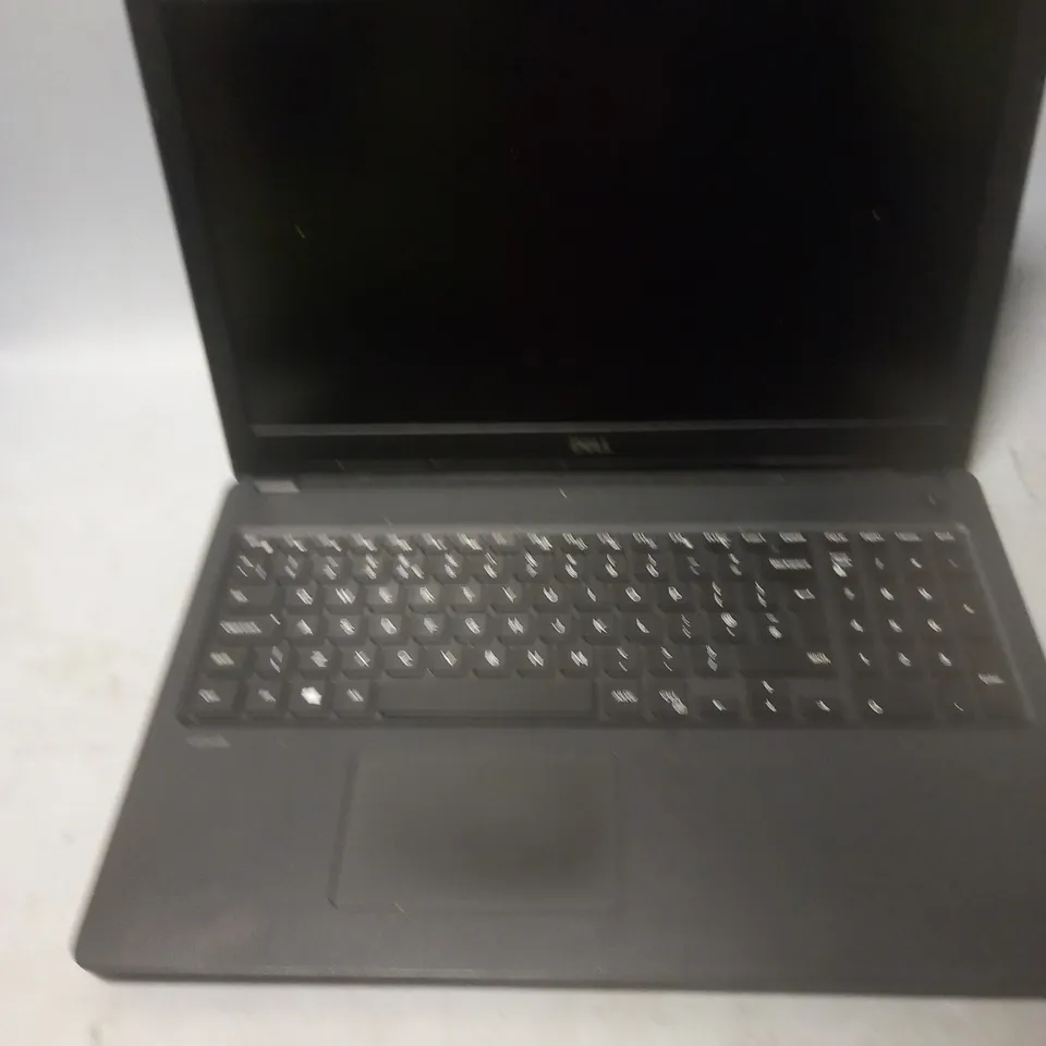 DELL LATITUDE 3580 LAPTOP