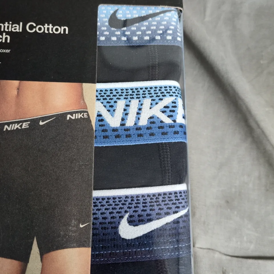 NIKE ESSENTIAL COTTON STRETCH BOXER BRIEFS 3-PACK – LARGE