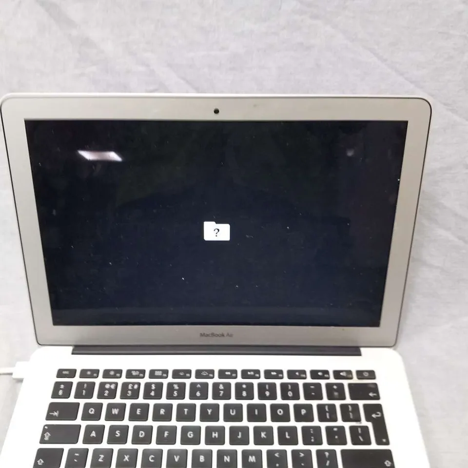 APPLE MACBOOK AIR 7 2,A1466 