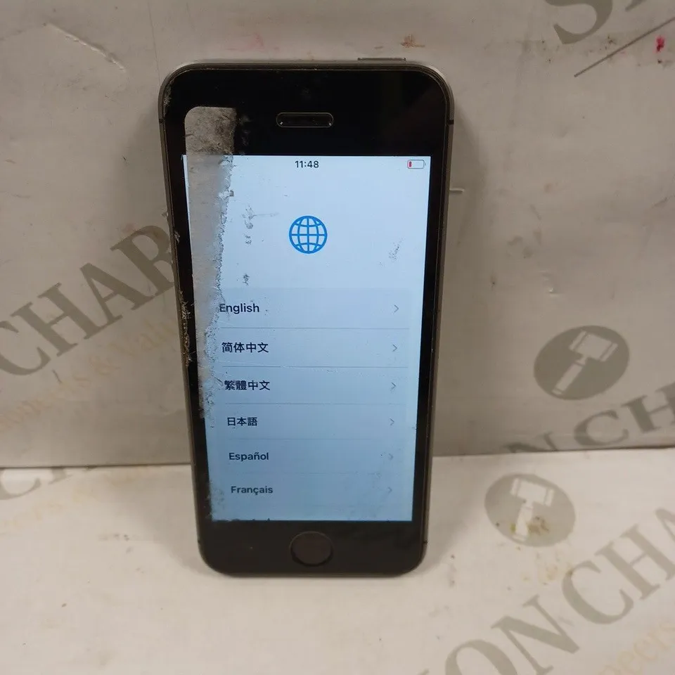 APPLE IPHONE SE SMARTPHONE 