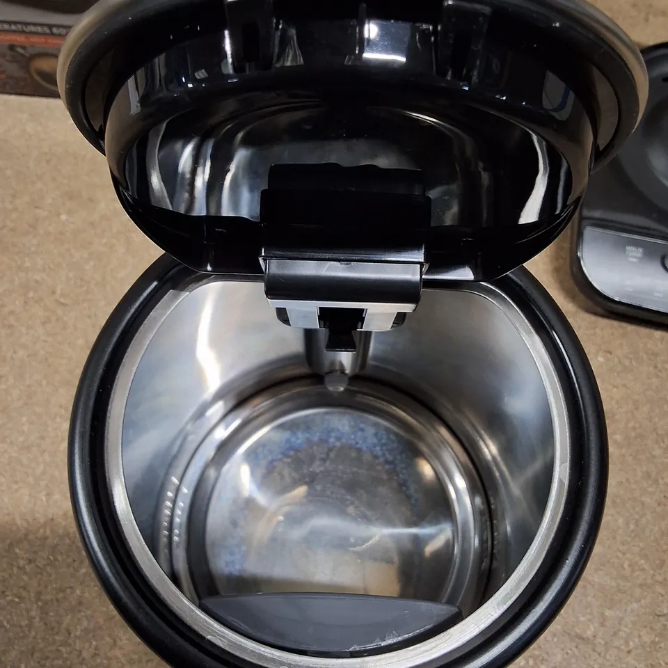 NINJA 1.7L KETTLE IN BLACK