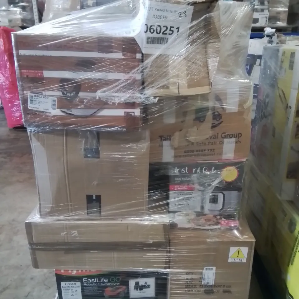 PALLET OF APPROXIMATELY 22 UNPROCESSED RAW RETURN HOUSEHOLD AND ELECTRICAL GOODS TO INCLUDE;