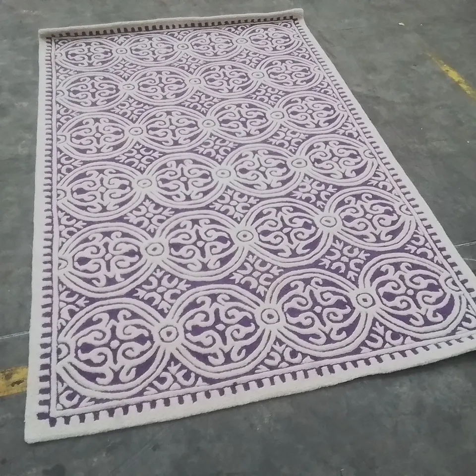 QUALITY DESIGNER AREA RUG - APPROXIMATELY 153x242cm