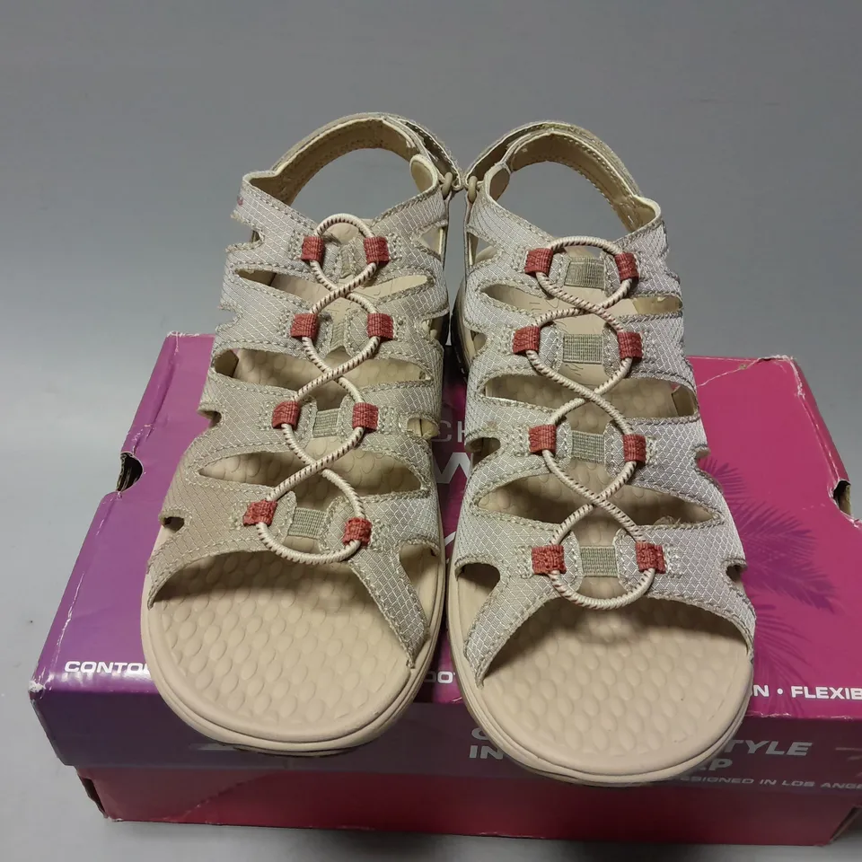 BOXED SKETCHERS GOWALK FISHERMAN SANDALS IN TAUPE - SIZE 6