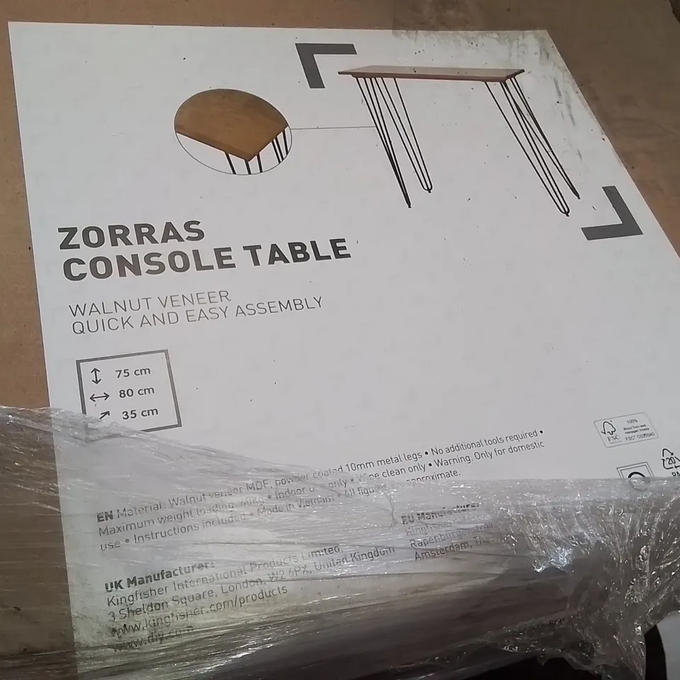 PALLET CONTAINING A LARGE QUANTITY OF BRAND NEW ZORRAS CONSOLE TABLES