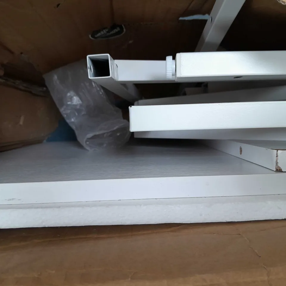L SHAPE WHITE DESK