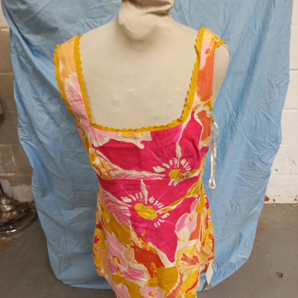 NOBODY'S CHILD  FLORAL SLEEVELESS DRESS UK 10 (EU 33, US 6)