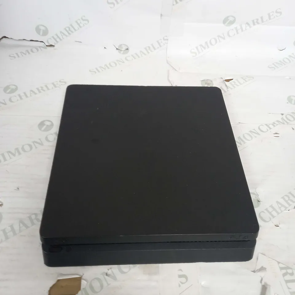 PLAYSTATION 4 GAMES CONSOLE