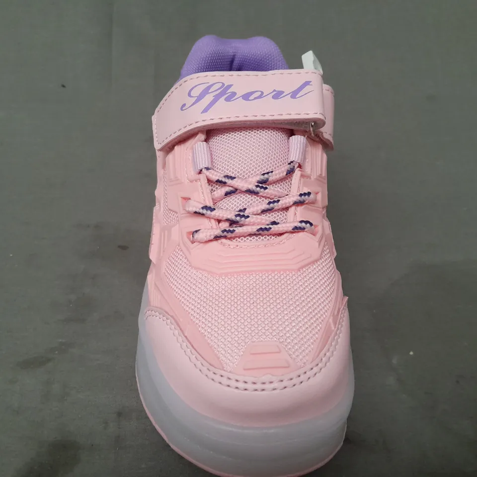 BOXED PAIR OF SPORT KID'S WHEELED TRAINERS IN PINK/PURPLE EU SIZE 30