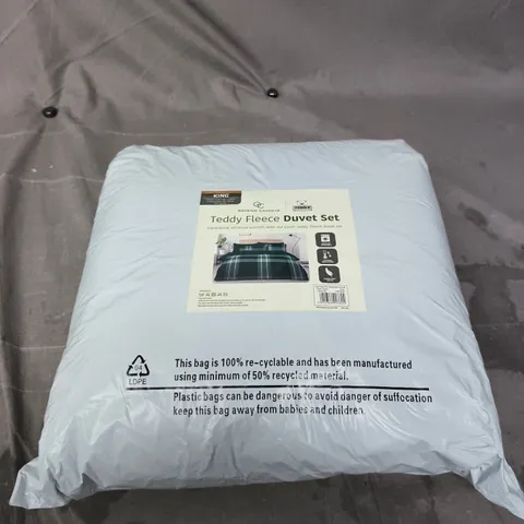 GAVENO CAVAILIA TEDDY FLEECE DUVET SET – KING SIZE