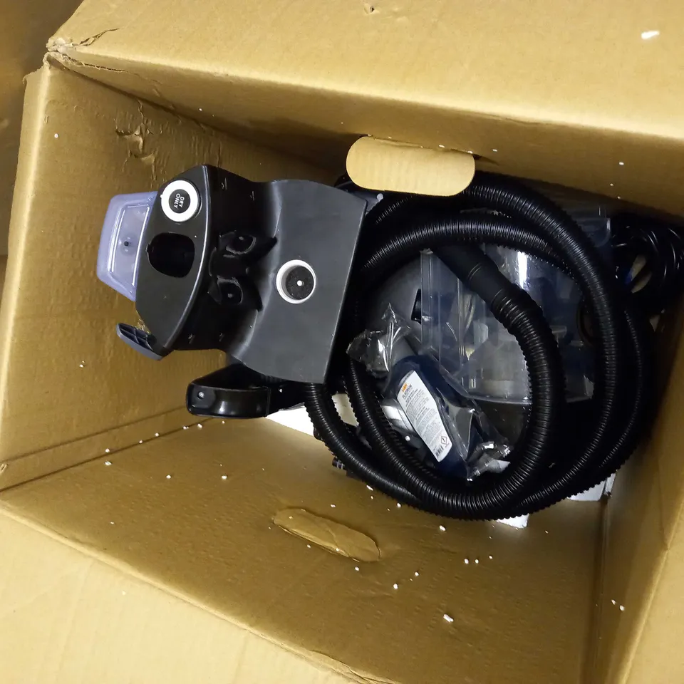 VAX PLATINUM SMARTWASH CARPET CLEANER