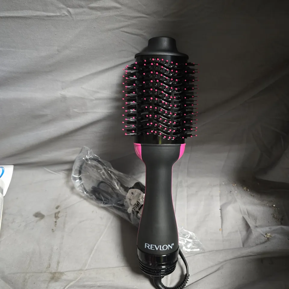 REVLON HAIR DRYER AND VOLUMISER 