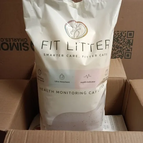LOT OF 2 BAGS OF FIT LITTER HEALTH MONITORING CAT LITTER 2.7KG PER BAG