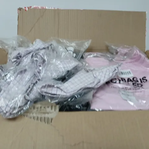 BOX OF APPROX 15 ASSORTED CLOTHING ITEMS IN VARIOUS STYLES , SIZES AND COLORS 