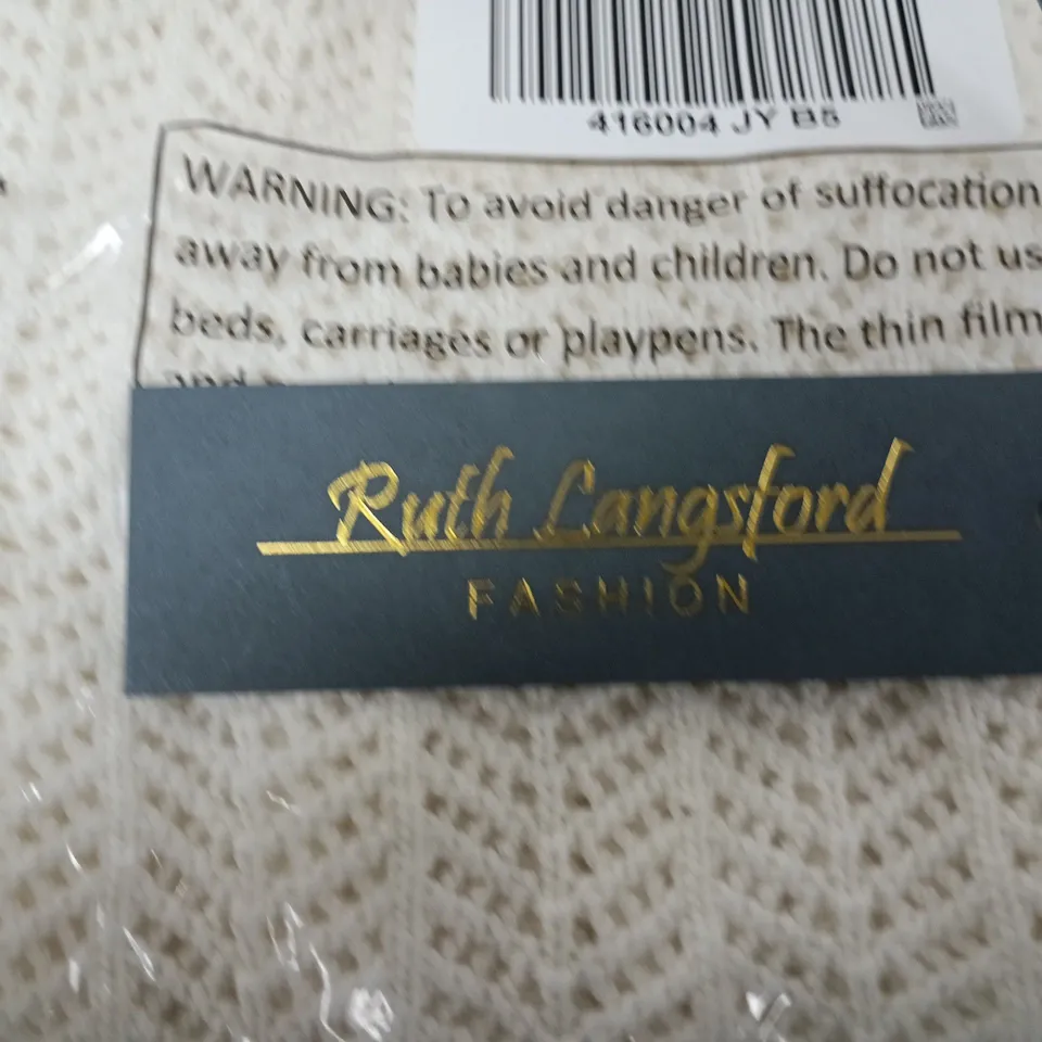 RUTH LANGFORD FASHION CREAM KNIT JUMPER UK M