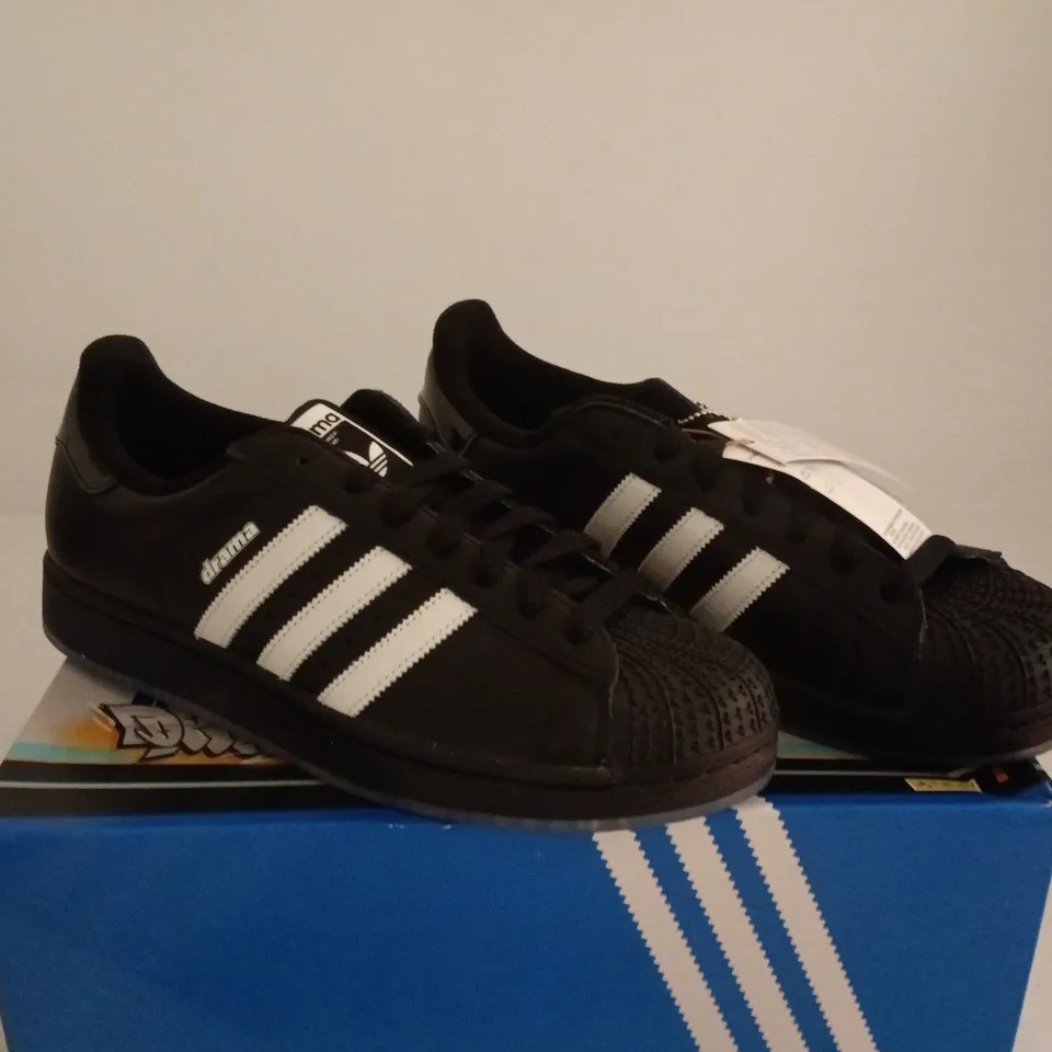 ADIDAS SUPERSTAR DRAMA CALL BLACK TRAINERS UK 11.5 BOXED
