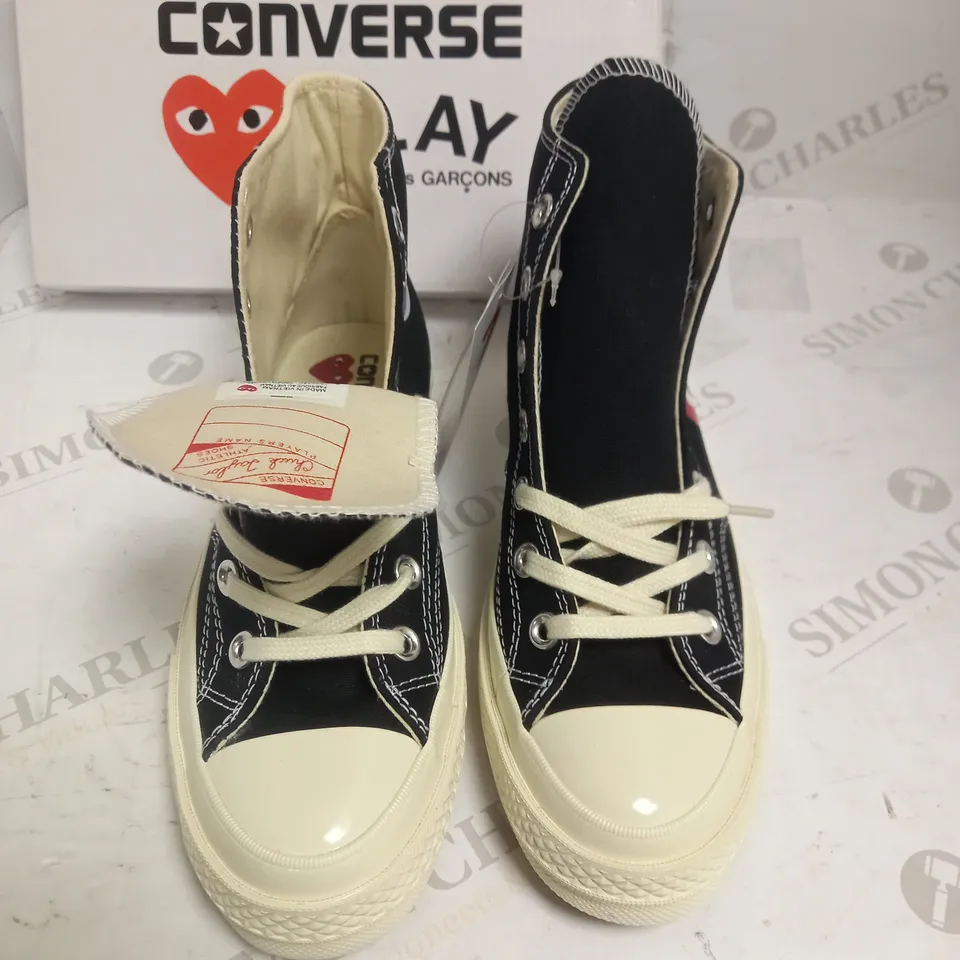 UK 6 CONVERSE PLAY EDITION COMME DES GARCONS HIGH TOP TRAINERS 