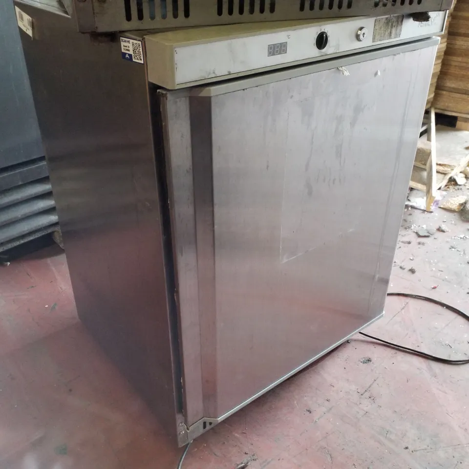 HUSKY CSS1H-SD-SS-R-UK-HT UNDER COUNTER COMMERCIAL FRIDGE