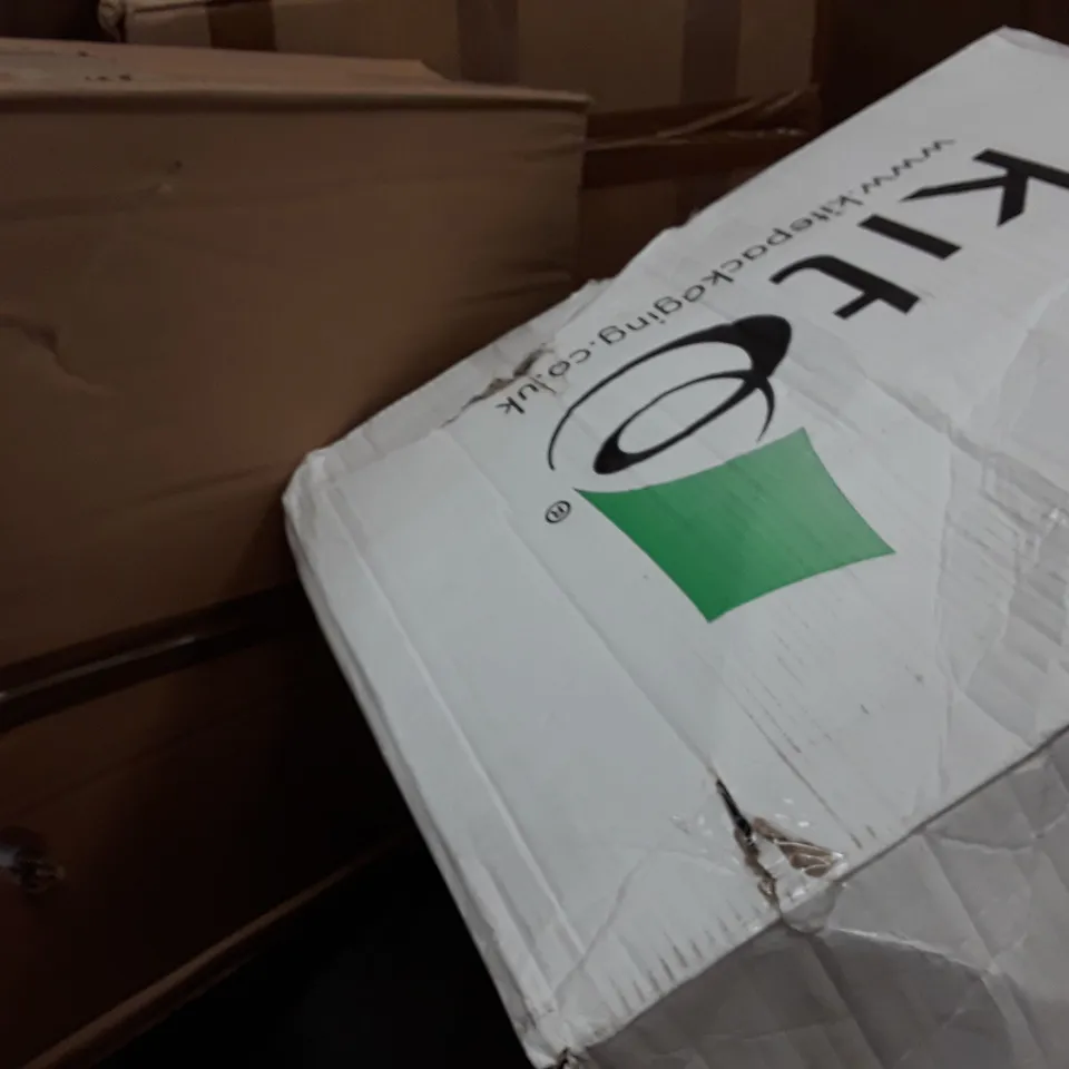 PALLET TO CONTAIN AN ASSORTMENT OF HOUSEHOLD ITEMS TO INCLUDE SPIN EASY MOP, TENT, KIDS GUITAR AND KID SLIDE ECT