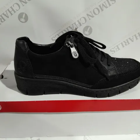 BOXED PAIR OF RIEKER WEDGE TRAINERS WITH SIDE ZIPS - BLACK - SIZE 6