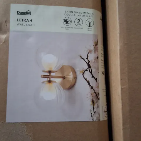 BOXED DUNELM LEIRAH WALL LIGHT – SATIN BRASS & GLASS