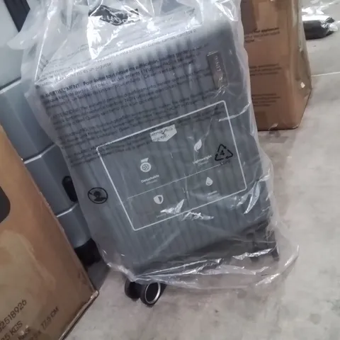 SMALL CABIN CASE SILVER