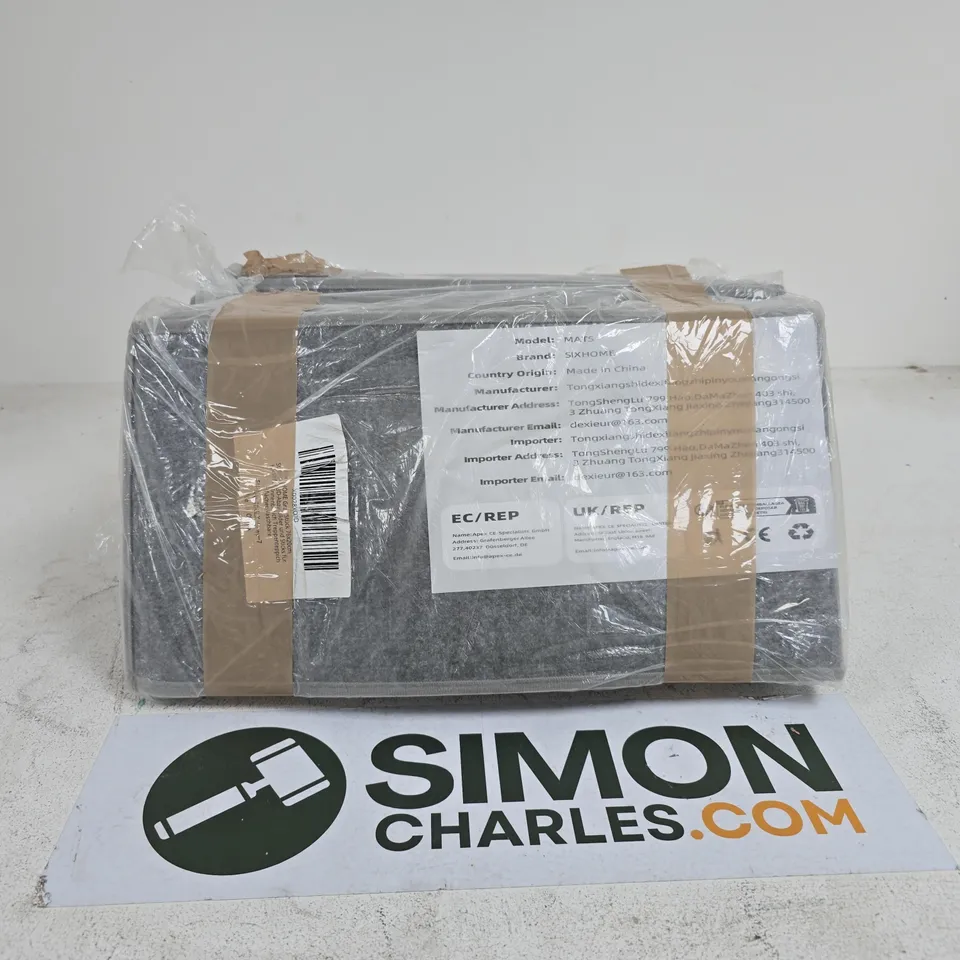 CAGE OF APPROXIMATELY 12 ASSORTED ITEMS TO INCLUDE SIXHOME MATS ETC