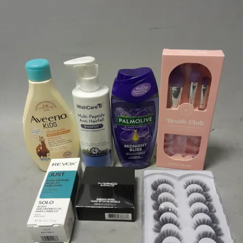 APPROXIMATELY 20 ASSORTED HEALTH & BEAUTY ITEMS TO INCLUDE - AVEENO KIDS SHAMPOO, PALMOLIVE SHOWER GEL AND REVOX HYALURONIC ACID FOR HAIR