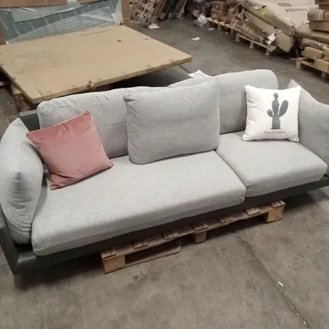 DESIGNER SOFA WITH SCATTER CUSHIONS