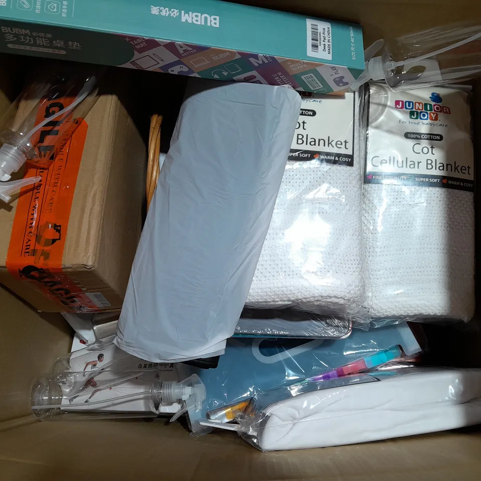 APPROXIMATELY 15 ASSORTED ITEMS TO INCLUDE -COT CELLULAR BLANKET - MOUSE PAD - WOODEN SPOONS ECT