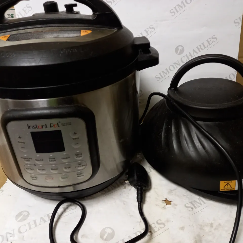INSTANT POT DUO MULTI COOKER