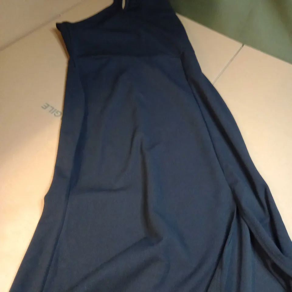 BOOHOO BLACK ASYMMETRIC CUT OUT SPLIT MAXI DRESS - SIZE 10