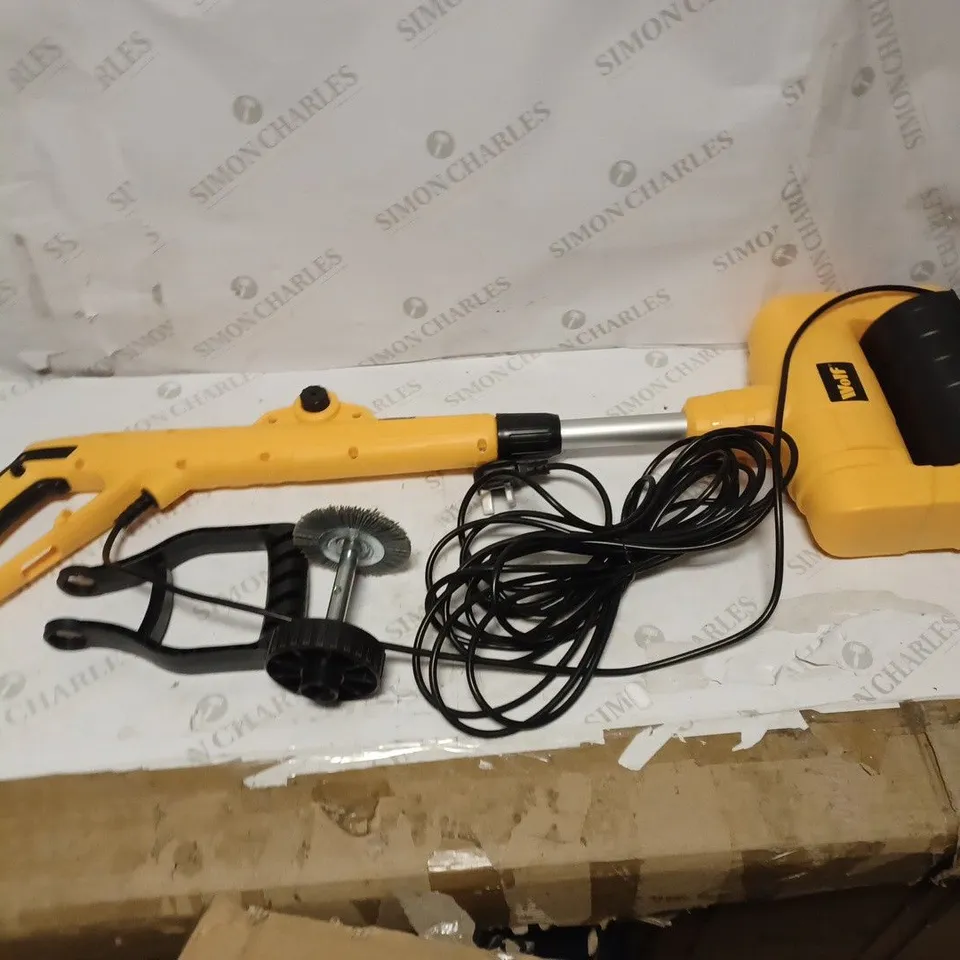 WOLF MULTI FUNCTION GARDEN AND YARD BRUSH - COLLECTION ONLY
