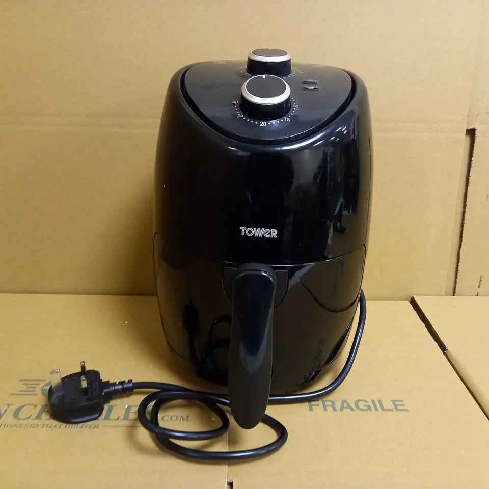 TOWER T17087 VORTX COMPACT AIR FRYER