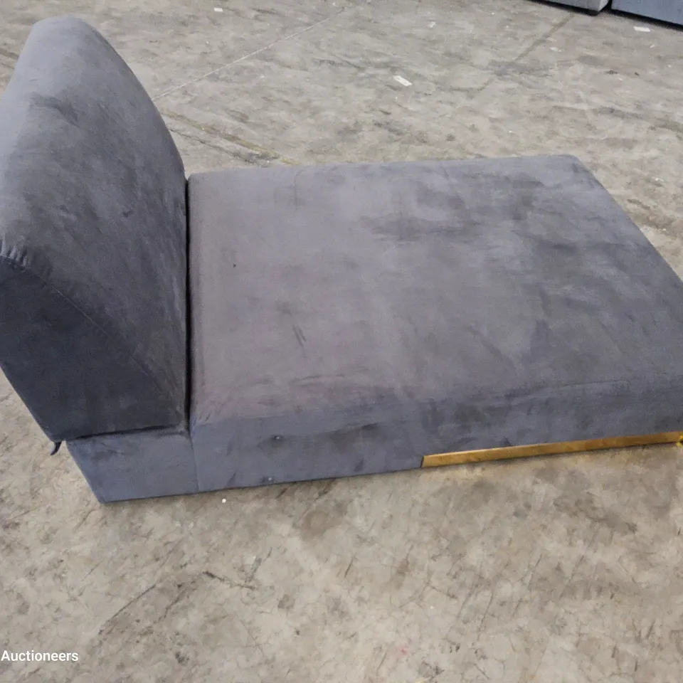 DESIGNER CHAISE SECTION PLUSH GREY FABRIC 