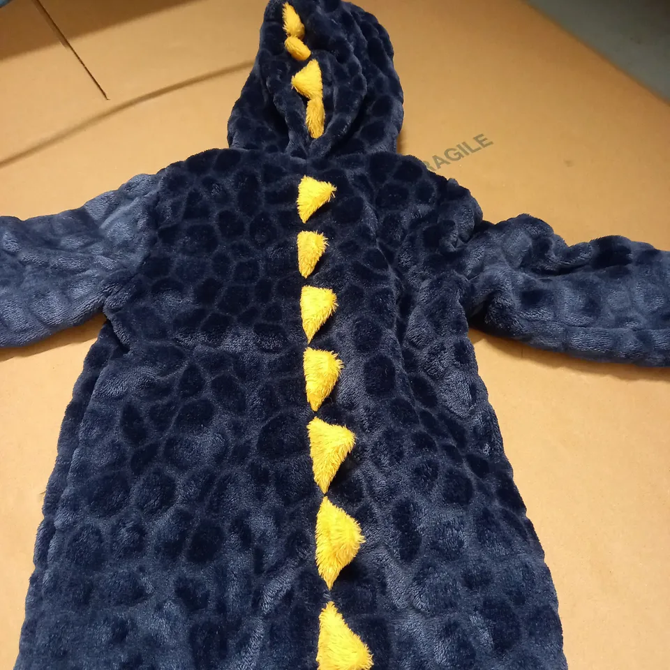 FRED&FLO HOODED DINOSAUR FLUFFY ONESIE - 12-18 MONTHS 