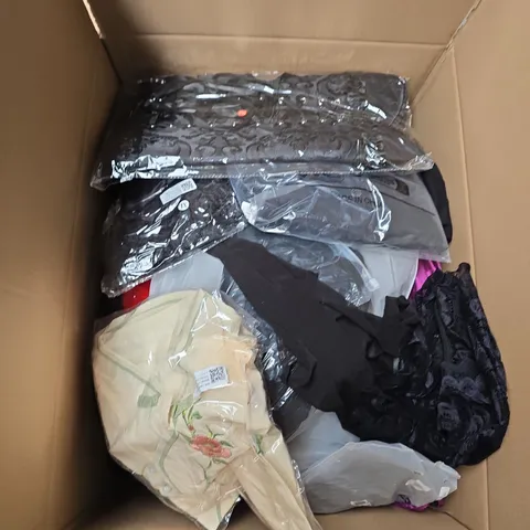 LARGE BOX OF APPROXIMATELY 20 ASSORTED CLOTHING ITEMS IN VARIOUS SIZES, STYLES AND COLOUR