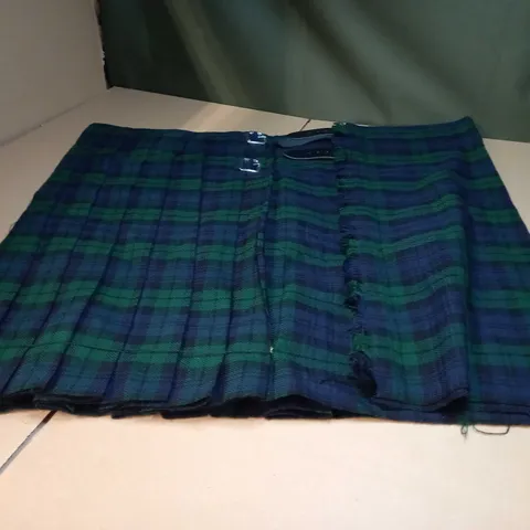DESIGNER GREEN BLUE TARTEN KILT - SIZE W48