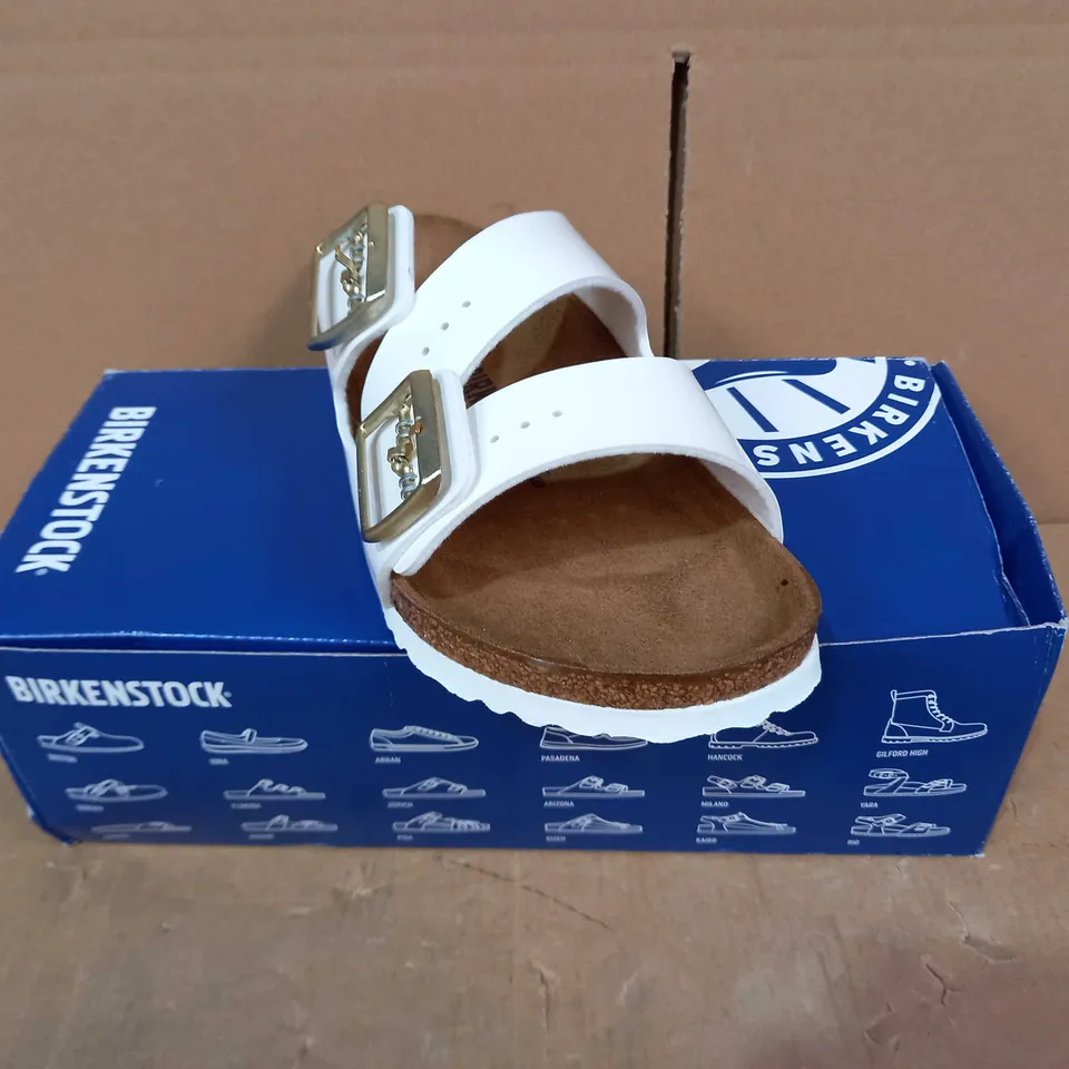 BOXED PAIR OF BIRKENSTOCK SANDALS IN WHITE EU SIZE 37