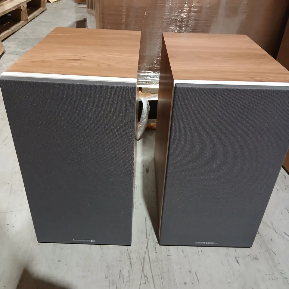 BOWERS AND WILKINS 600 SERIES 3 PAIR OF SPEAKERS