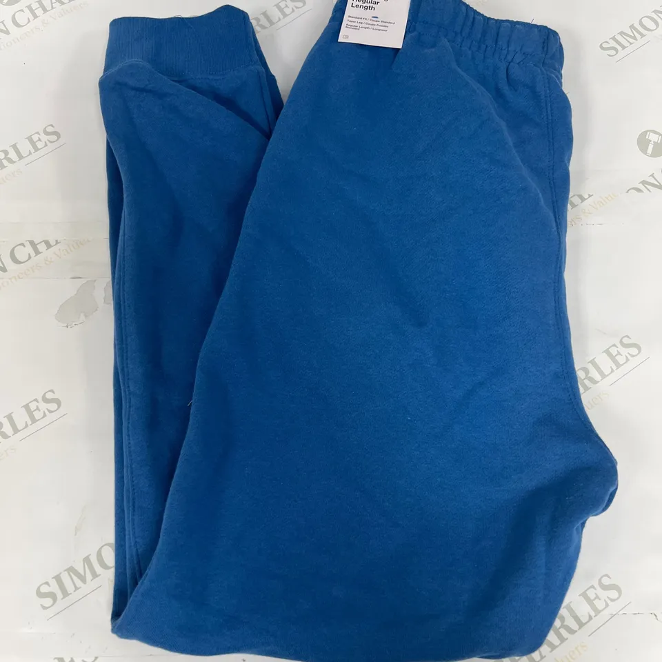 NIKE ESSENTIAL JOGGERS IN BLUE SIZE MEDIUM
