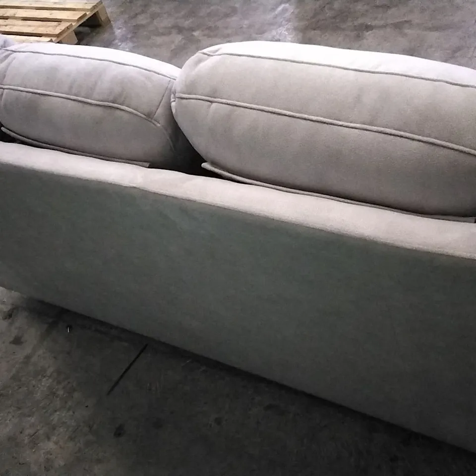 QUALITY BRITISH DESIGNED & MANUFACTURED G PLAN KINGSBURY 3 SEATER STINGRAY PLATINUM SUEDE SOFA