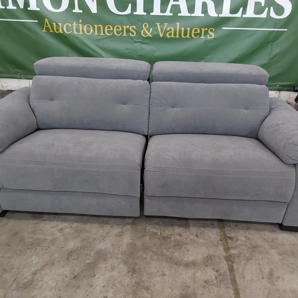 DESIGNER ITALIAN STYLE POWER RECLINING THREE SEATER SOFA WITH ADJUSTABLE HEADRESTS GREY FABRIC