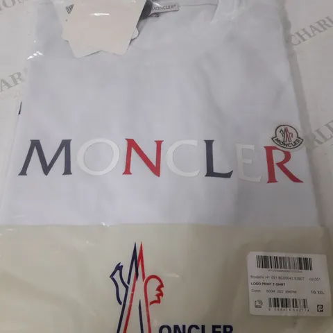 MONCLER LOGO PRINT T-SHIRT IN WHITE - XXL